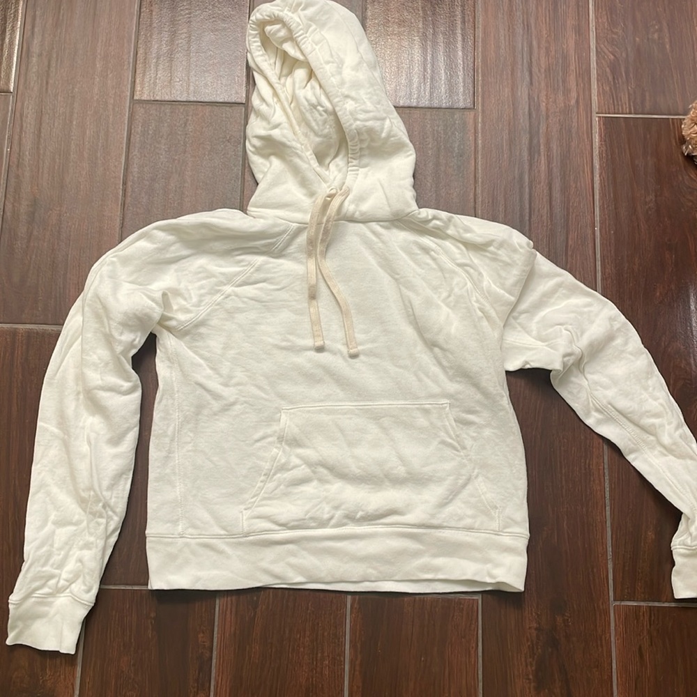 Everlane small white hoodie